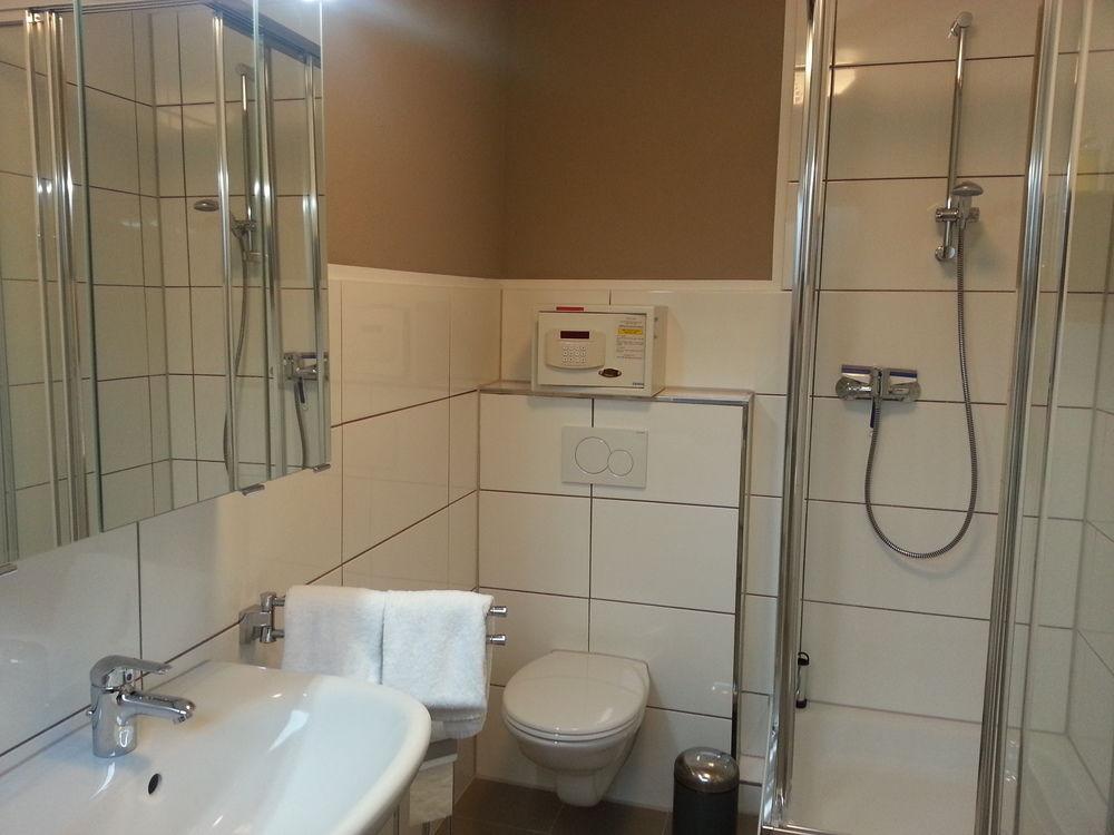 Budapester Hof Gaestehaus Hamburg Luaran gambar